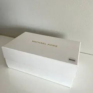 MICHAEL Michael Kors | Accessories | Michael Kors Runway  display picture 1